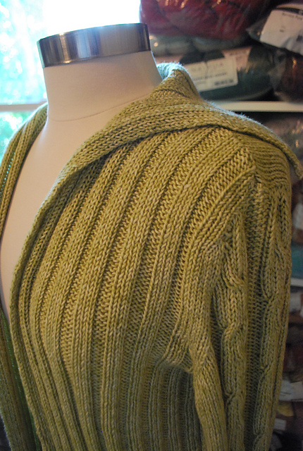 3807I M6 Batik Ribbed Cable Cardigan