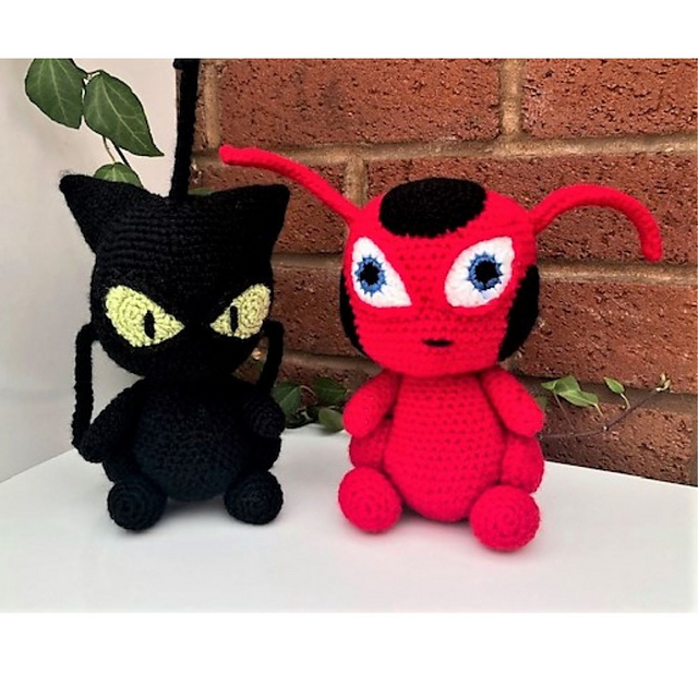 Ravelry: Miraculous Tikki and Plagg pattern by Teenie Crochets