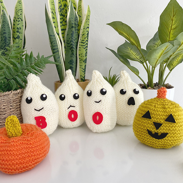 Halloween Ghosts and Pumpkins Set