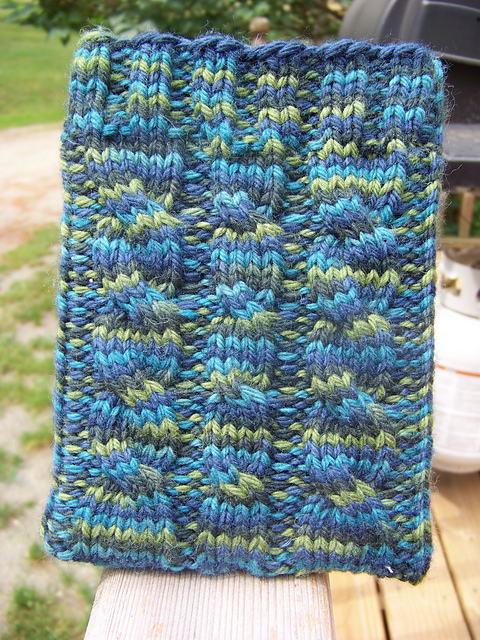 Cabled E-Cozy