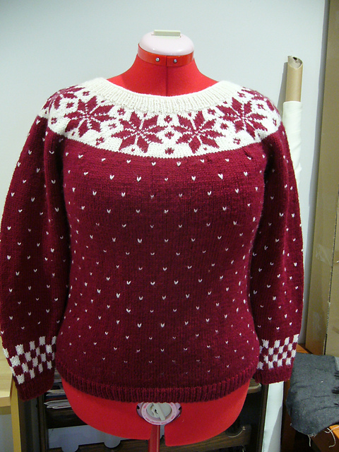 Circular Yoke with Snowflake Fair Isle