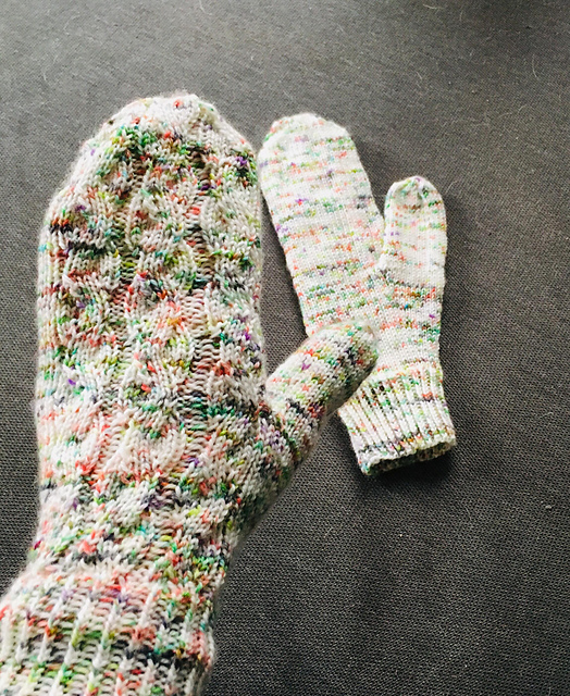Cozette Mittens