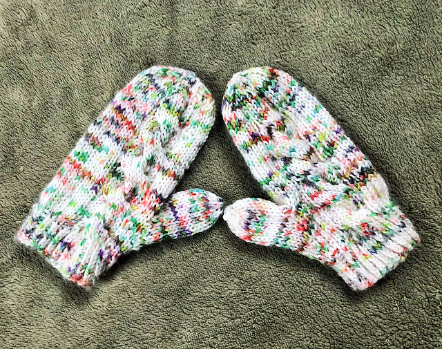 Little rope mittens