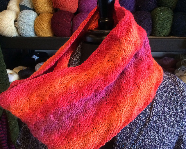 Spiral Twist Cowl