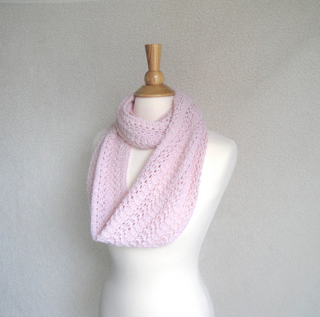 Featherweight Infinity Scarf