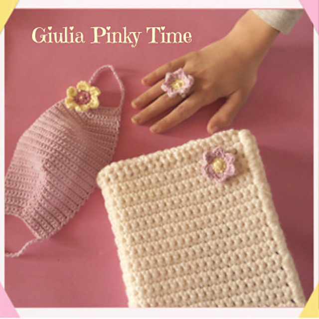 Small flower applique