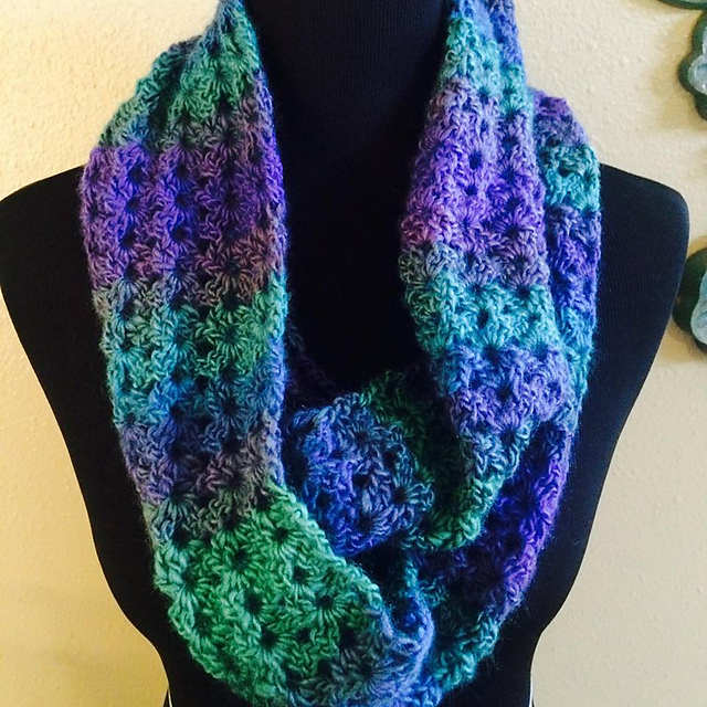 Arctic Infinity Scarf