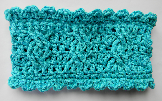 Funky Cable Twist Ear-Warmer
