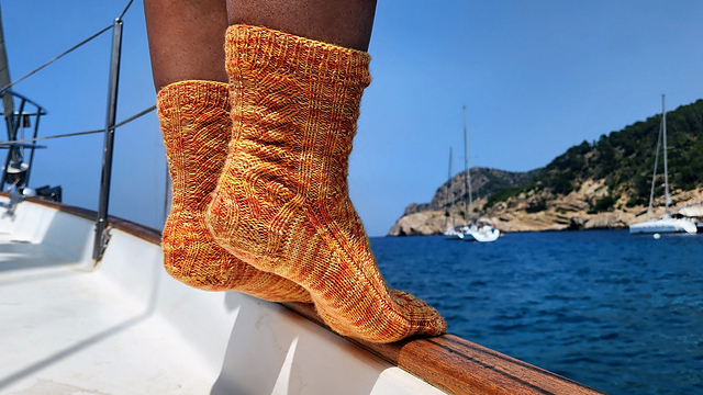 Ravelry: Undertoe pattern by Glenda McDonald