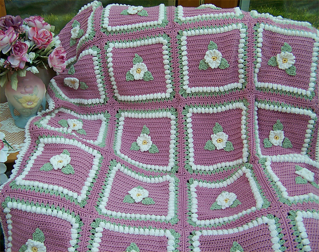 Daisy Floral Afghan