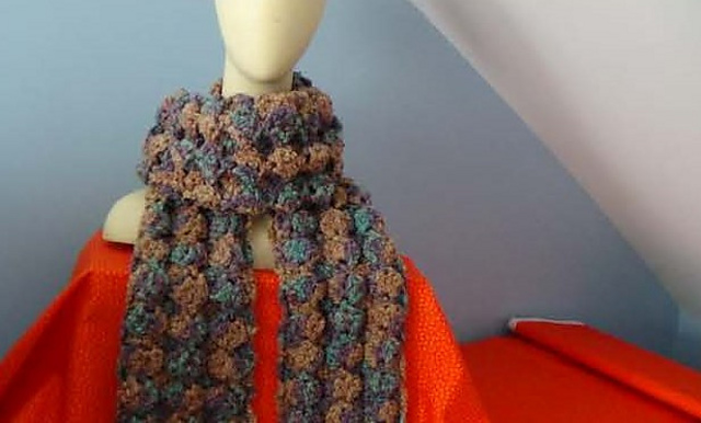 Puff Shell Scarf
