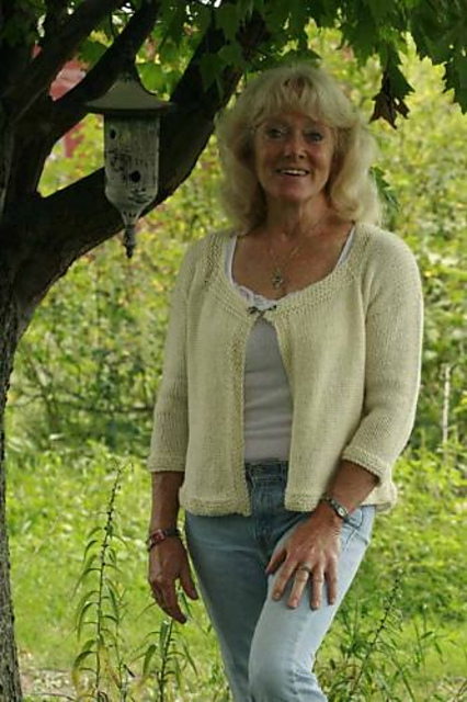 Classic Cropped Cardigan