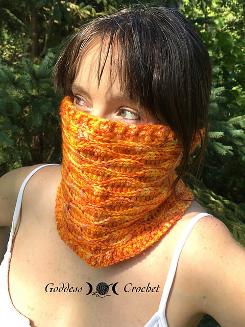 Cara’s Cowl