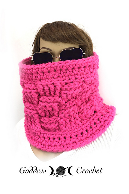 Super Bulky Basket Weave Cowl