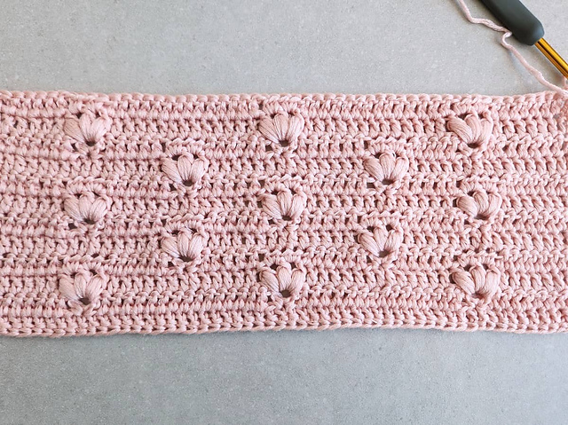 Flower Blanket Strip