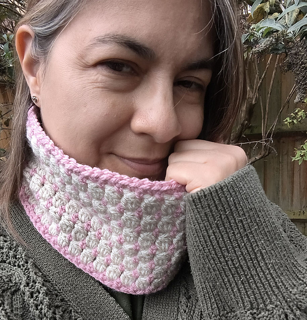 Pebble Neck Warmer