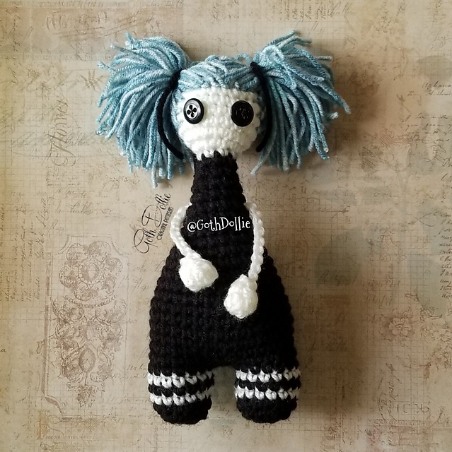 Amigurumi Bootyful Penny doll