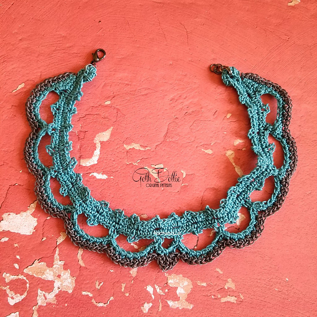 Prim Choker Necklace