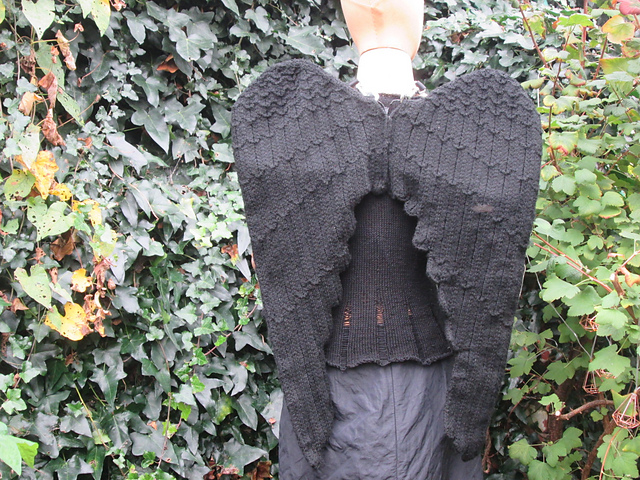 Ravelry: Fallen Angel pattern by Alexa