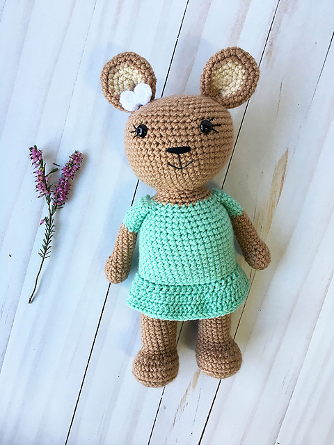 Holly the Honey Bear