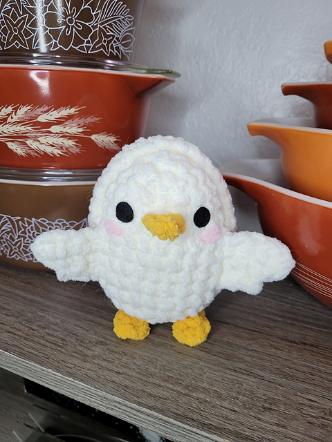 Peekaboo Pals Hatching Chick