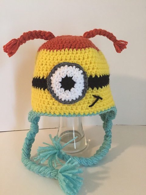 Despicable me minion girl hat