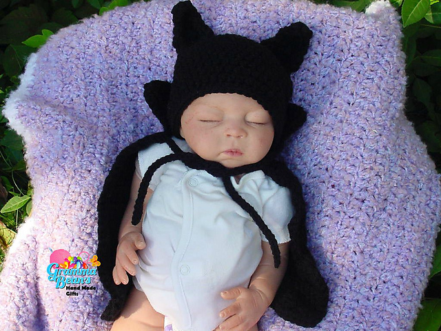 Vampire Bat Cape & Beanie