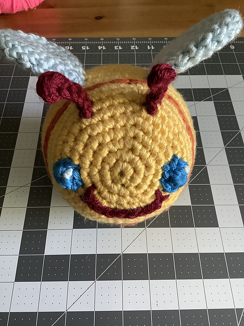 Cocomelon Garage Sale Bee