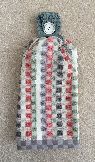 Patsy's Kitchen Towel Topper