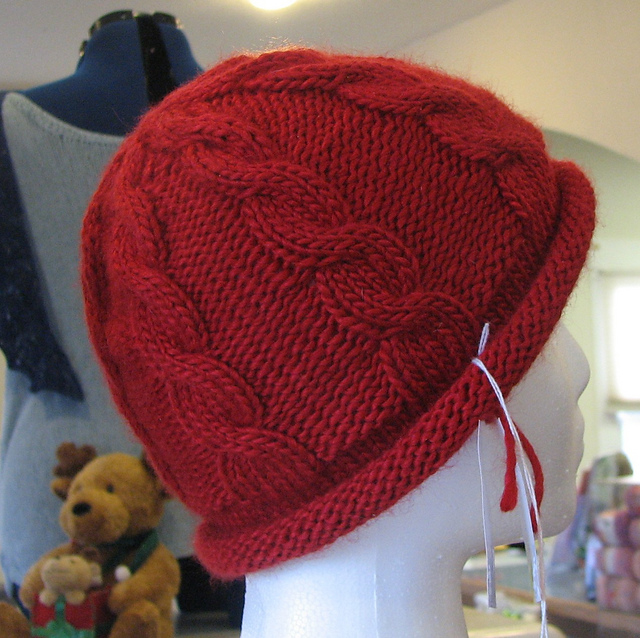 The Hat with the Seven Cables