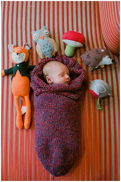 Cocoon for Baby in Chunky yarn