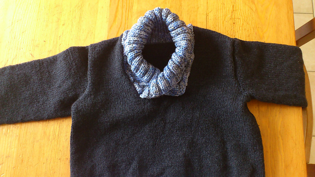 646 Pull col châle