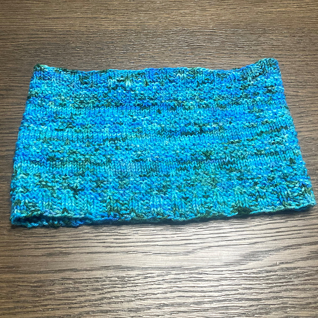 RoseHip Cowl