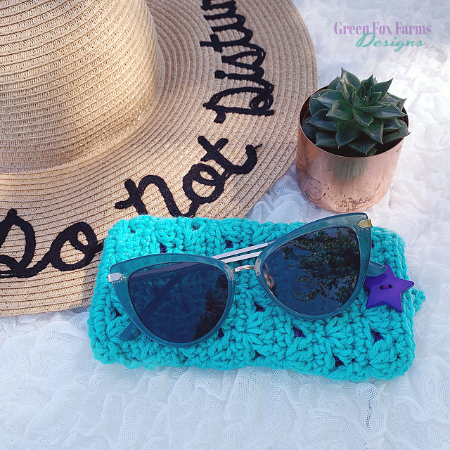 Sweet Stripes Sunglasses Case