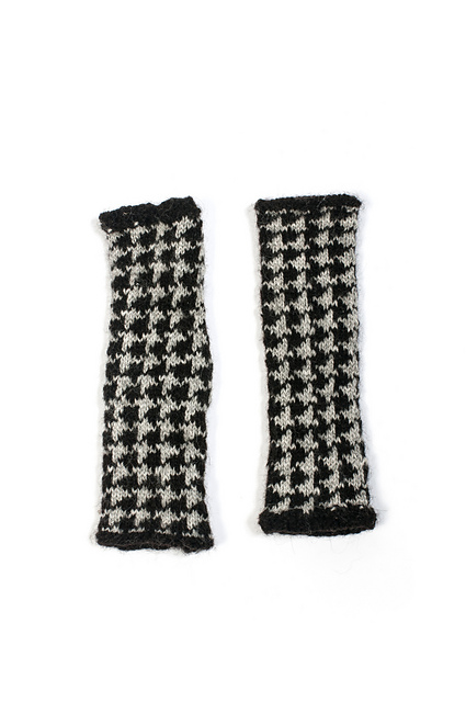 Houndstooth Wristwarmers