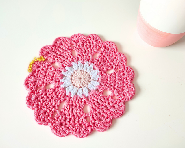Floral Potholder or Doily