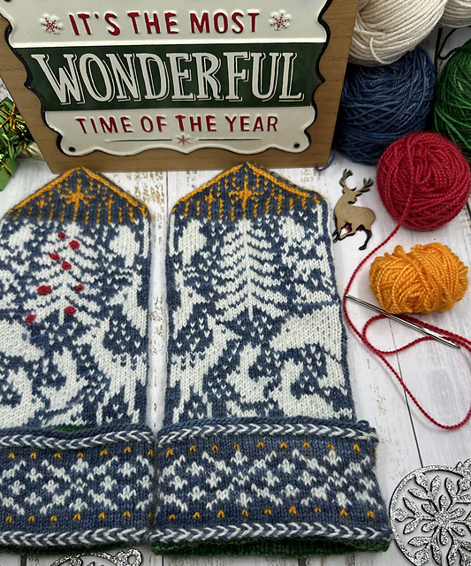 Forest Friends Mittens