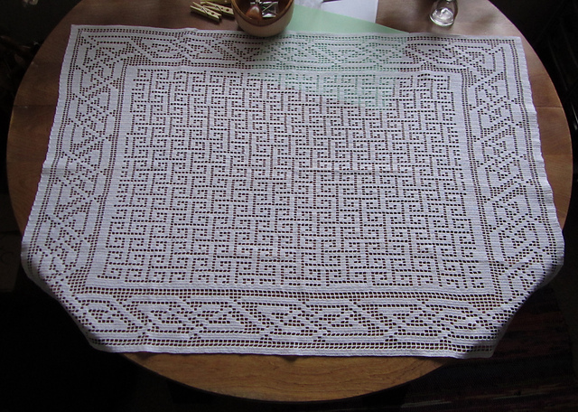 Celtic Squared Key Center Tablecloth