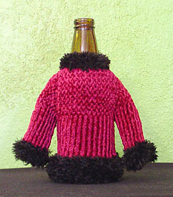 Santa's Little Helper beer bottle cozy