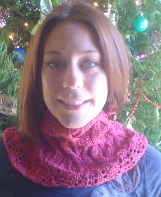 Noel Cable Cowl