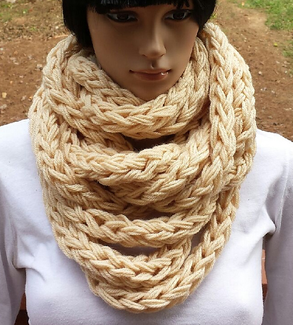 Chunky Infinity Scarf
