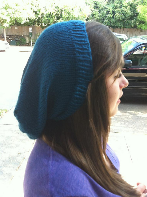 Easy slouchy hand-knit hipster hat