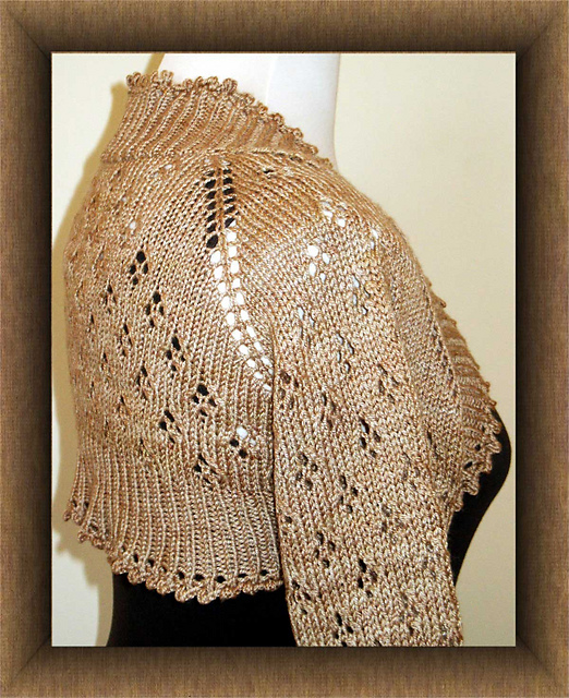 Quatrefoil shrug