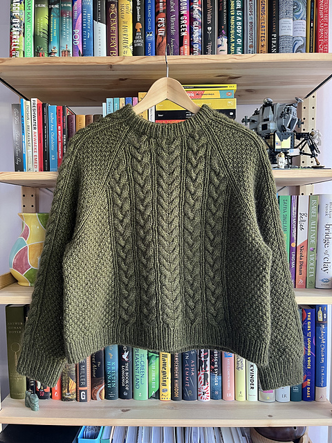 Siri sweater