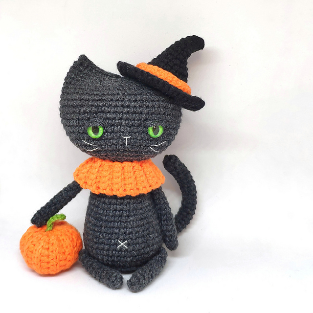Halloween Cat Amigurumi