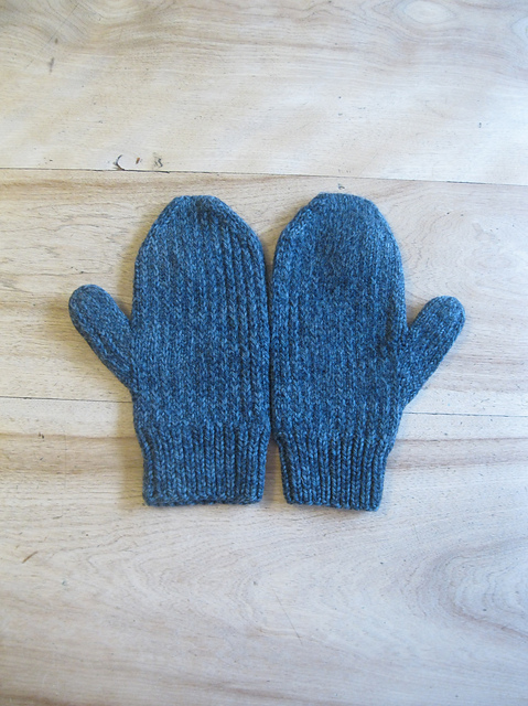 First Snowfall Mittens
