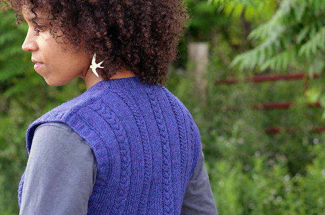 Cashmere Cabled Vest for Men and Women
