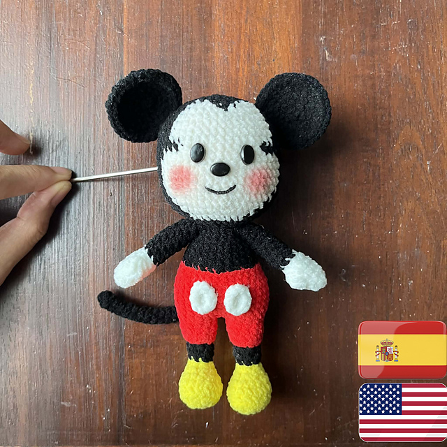 Ravelry: Mickey Mouse pattern by Haan Crochet79