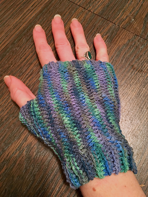 Slip Stitch Hand Warmers