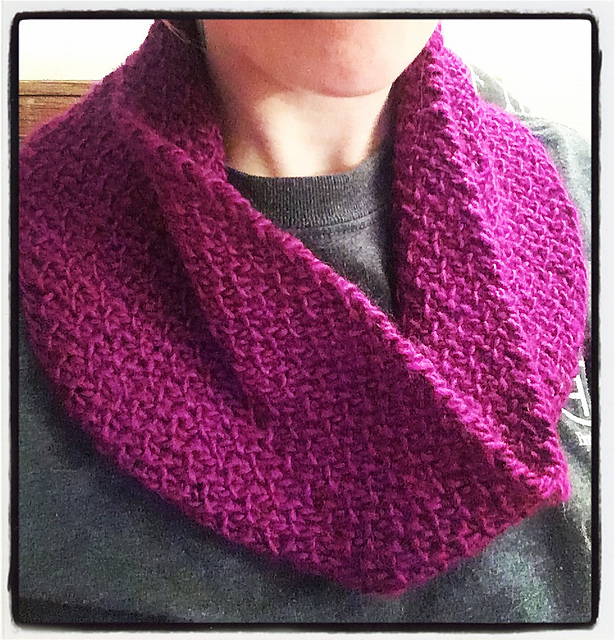 Seed Stitch Cowl